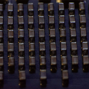 選擇汽車級(jí)貼片電容時(shí)需要考慮哪些因素？