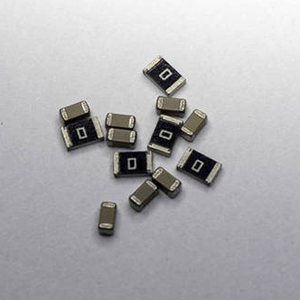 村田貼片電容如何應(yīng)對新能源工作時間延長問題？